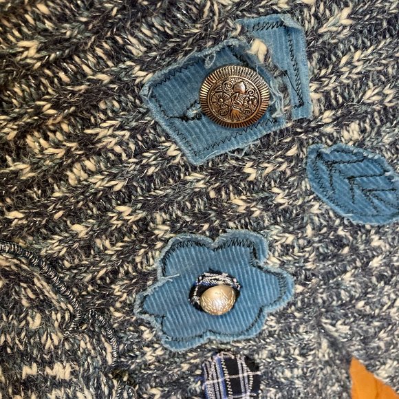 Valentine Sweater - Picture 2 of 5